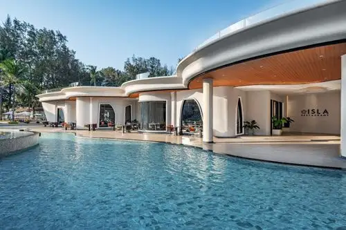 Amora Beach Resort Phuket