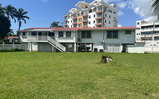 Exceptional Investment Opportunity in Belize City's Kings Park Area